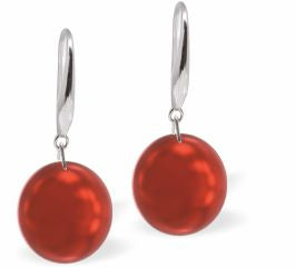 Austrian Crystal Classic Pearl Drop Earrings in Iredescent Rouge Red Pearls are 8mm in size Hypo allergenic, free from cadmium, lead and nickel Colour: Iredescent Rouge Red Rhodium Plated Earwires See matching Necklace CP104