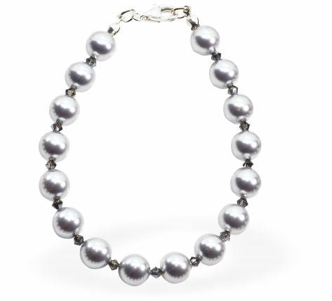 Austrian Crystal String of Pearls and Crystal Mix Bracelet Colour: Light Grey and crystal mix Size: 42cm from clasp to clasp. See matching necklace (CP186) and drop earrings (CP188) 